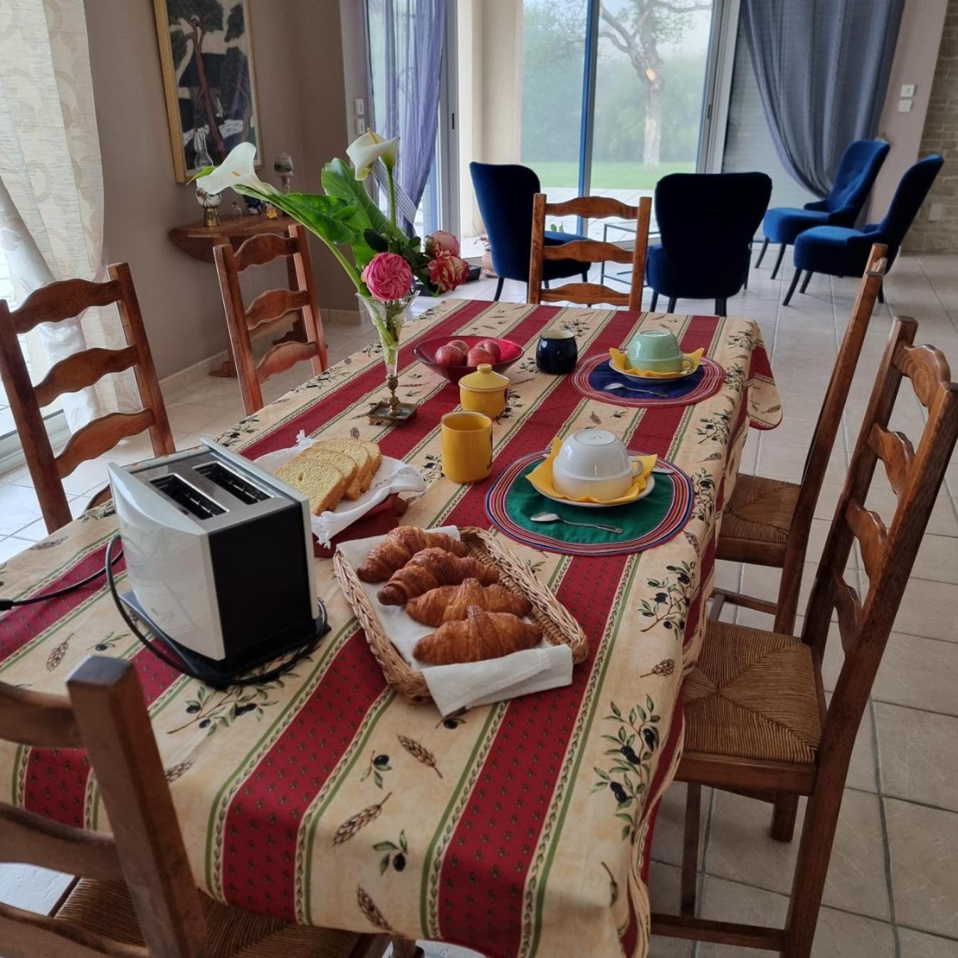 Russy Osy Normandy Bed & Breakfast エクステリア 写真